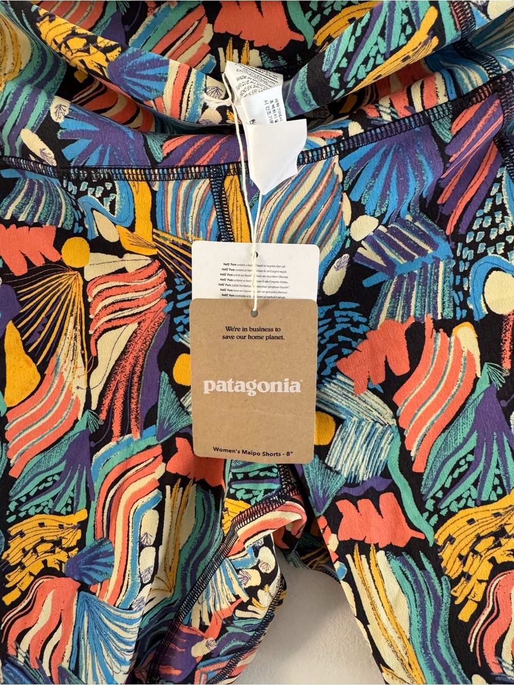 Women's Patagonia Multicolor Patterned Swim Stretch Shorts - Picture 3 of 6